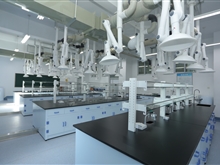 【化工專業(yè)實訓(xùn)基地】<br/>基礎(chǔ)化學(xué)實驗室